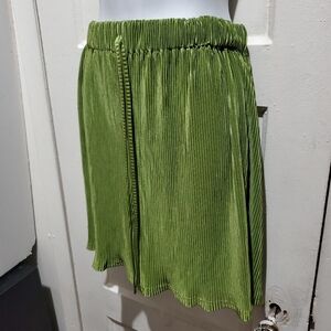 Women's short Size L